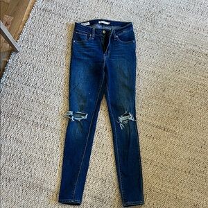 Levi's Women's Dark Blue Skinny Jeans